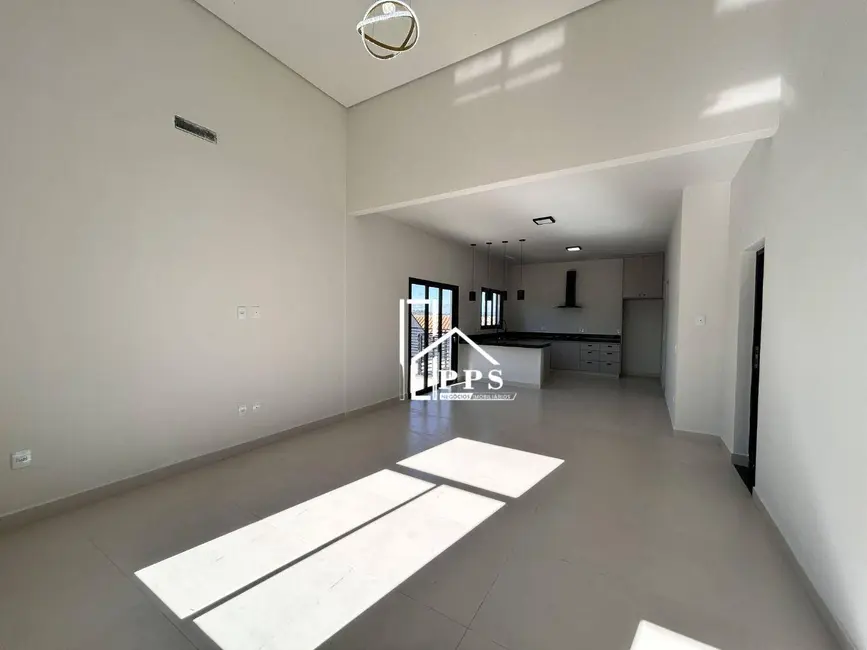 Foto 3 de Casa com 3 quartos à venda, 250m2 em Bosque, Vinhedo - SP