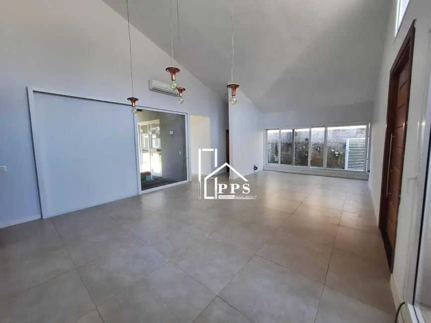 Casa de Condomínio com 3 quartos à venda, 891m2 em Itupeva - SP - imagem 4 Foto 4 de Casa de Condomínio com 3 quartos à venda, 891m2 em Itupeva - SP