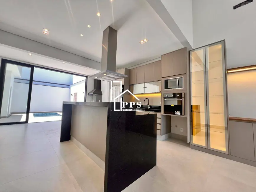 Foto 9 de Casa de Condomínio com 3 quartos à venda, 300m2 em Valinhos - SP