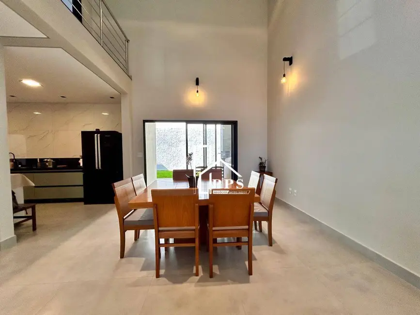 Foto 9 de Casa com 3 quartos à venda, 300m2 em Marambaia, Vinhedo - SP