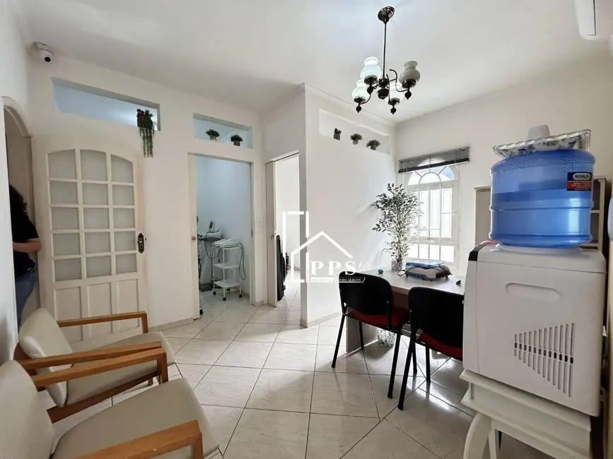 Casa com 3 quartos à venda, 270m2 em Centro, Vinhedo - SP - imagem 6 Foto 6 de Casa com 3 quartos à venda, 270m2 em Centro, Vinhedo - SP