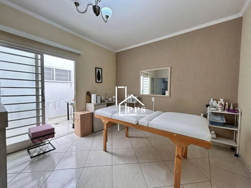 Casa com 3 quartos à venda, 270m2 em Centro, Vinhedo - SP - imagem 9 Foto 9 de Casa com 3 quartos à venda, 270m2 em Centro, Vinhedo - SP