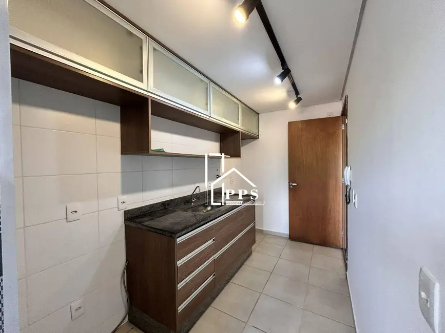 Foto 3 de Apartamento com 2 quartos à venda, 67m2 em Centro, Vinhedo - SP