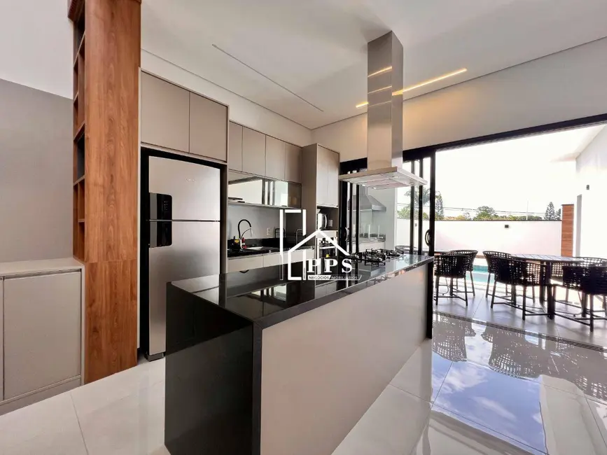 Foto 9 de Casa de Condomínio com 3 quartos à venda, 300m2 em Valinhos - SP