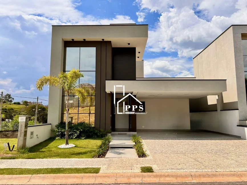 Foto 1 de Casa de Condomínio com 3 quartos à venda, 300m2 em Valinhos - SP
