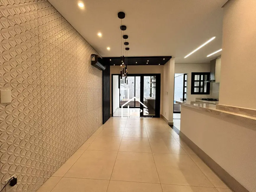 Foto 4 de Casa de Condomínio com 3 quartos à venda, 135m2 em Pinheirinho, Vinhedo - SP