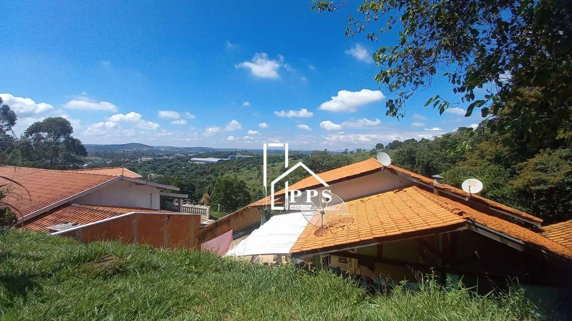 Chácara com 3 quartos à venda, 853m2 em Buracão, Vinhedo - SP - imagem 6 Foto 6 de Chácara com 3 quartos à venda, 853m2 em Buracão, Vinhedo - SP