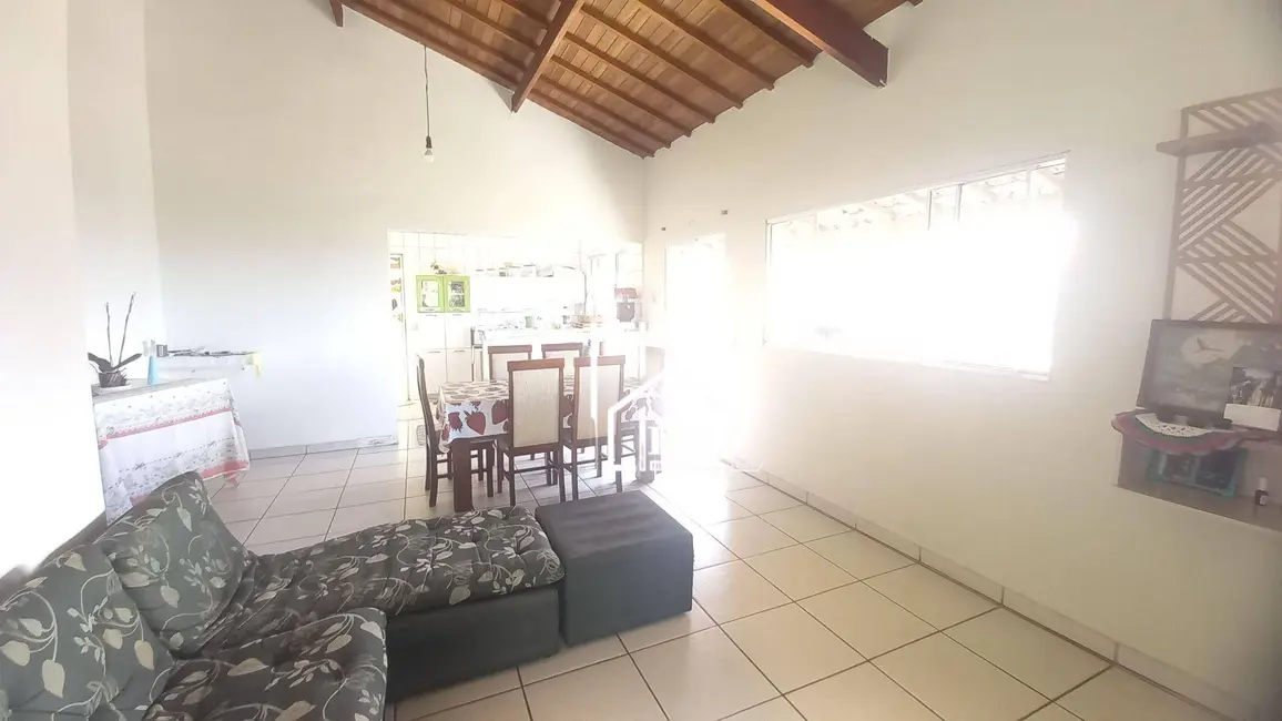 Chácara com 3 quartos à venda, 853m2 em Buracão, Vinhedo - SP - imagem 8 Foto 8 de Chácara com 3 quartos à venda, 853m2 em Buracão, Vinhedo - SP