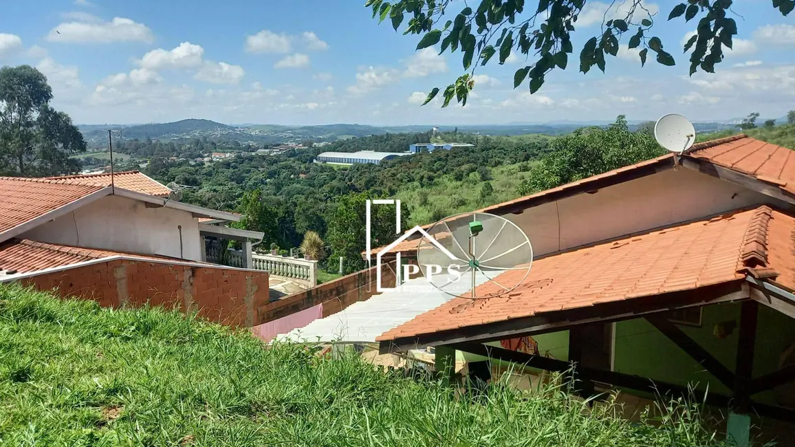 Chácara com 3 quartos à venda, 853m2 em Buracão, Vinhedo - SP - imagem 2 Foto 2 de Chácara com 3 quartos à venda, 853m2 em Buracão, Vinhedo - SP