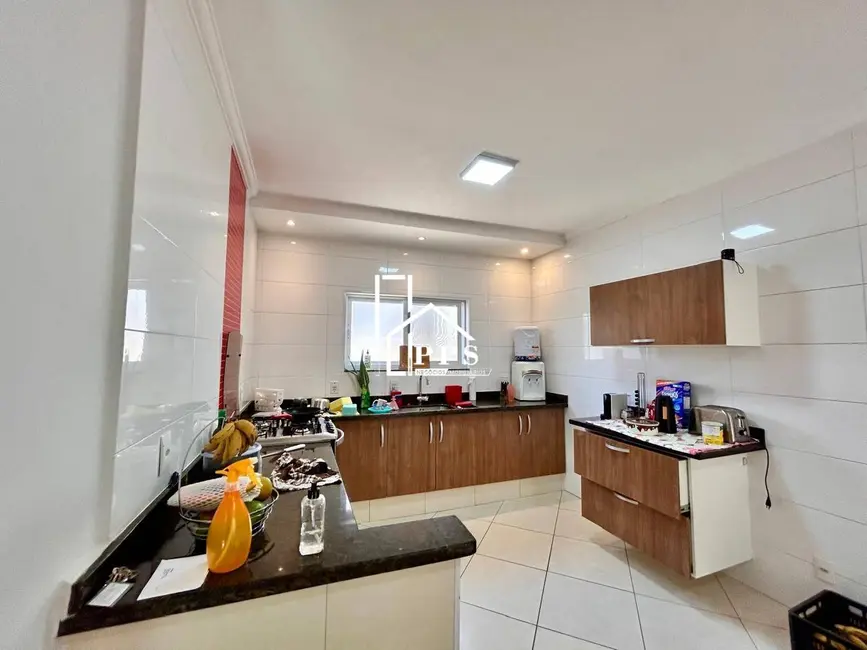Foto 6 de Casa com 3 quartos à venda, 267m2 em Centro, Vinhedo - SP