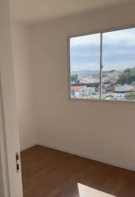 Foto 4 de Apartamento com 2 quartos à venda, 40m2 em Jardim das Oliveiras, São Paulo - SP