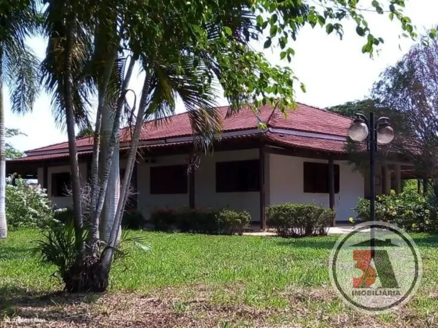 Chácara com 3 quartos à venda, 240m2 em Jardim Santana, Porto Velho - RO - imagem 3 Foto 3 de Chácara com 3 quartos à venda, 240m2 em Jardim Santana, Porto Velho - RO
