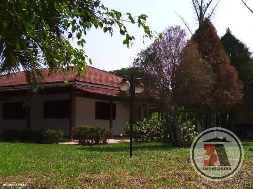 Chácara com 3 quartos à venda, 240m2 em Jardim Santana, Porto Velho - RO - imagem 2 Foto 2 de Chácara com 3 quartos à venda, 240m2 em Jardim Santana, Porto Velho - RO