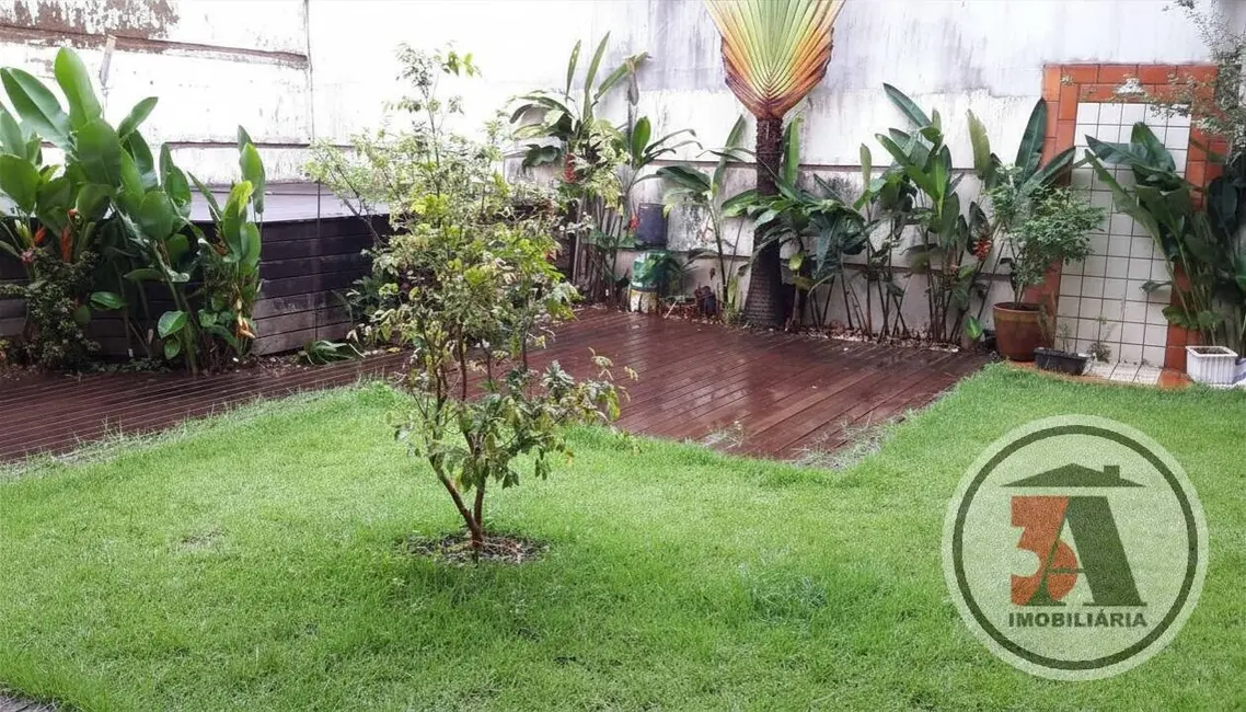 Casa de Condomínio com 4 quartos à venda, 380m2 em Tiradentes, Porto Velho - RO - imagem 3 Foto 3 de Casa de Condomínio com 4 quartos à venda, 380m2 em Tiradentes, Porto Velho - RO
