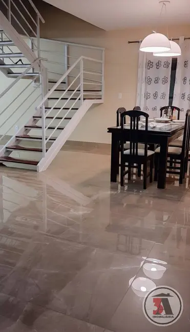 Casa de Condomínio com 4 quartos à venda, 380m2 em Tiradentes, Porto Velho - RO - imagem 9 Foto 9 de Casa de Condomínio com 4 quartos à venda, 380m2 em Tiradentes, Porto Velho - RO