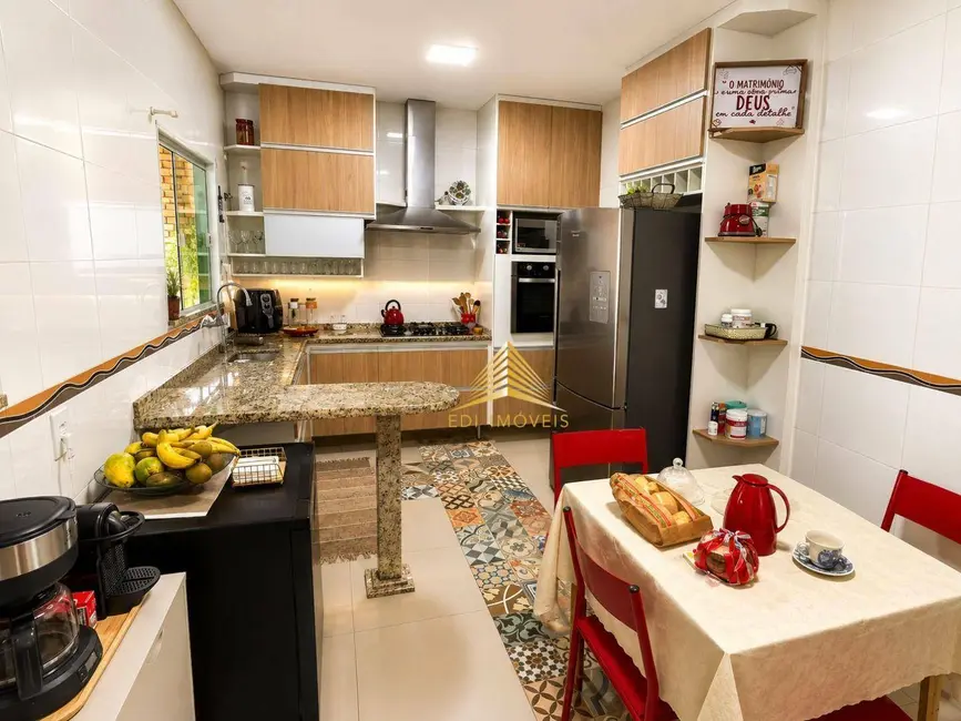 Foto 8 de Casa com 3 quartos à venda, 360m2 em São José do Imbassaí, Marica - RJ