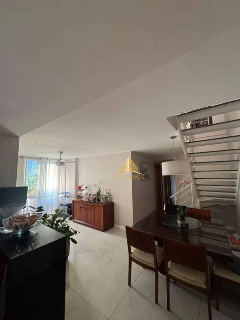 Foto 2 de Cobertura com 3 quartos à venda, 120m2 em Maria Paula, Niteroi - RJ