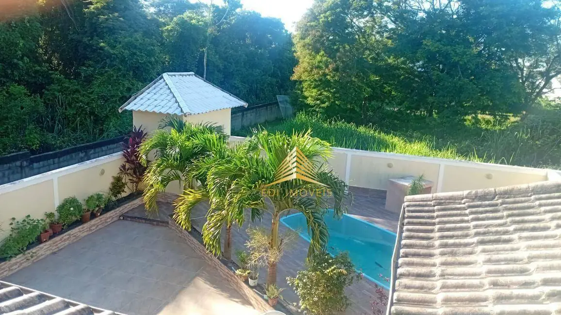 Casa com 5 quartos à venda, 230m2 em Marica - RJ - imagem 5 Foto 5 de Casa com 5 quartos à venda, 230m2 em Marica - RJ