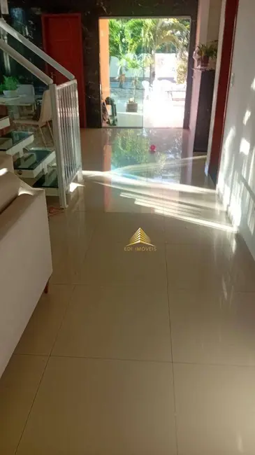 Casa com 5 quartos à venda, 230m2 em Marica - RJ - imagem 6 Foto 6 de Casa com 5 quartos à venda, 230m2 em Marica - RJ