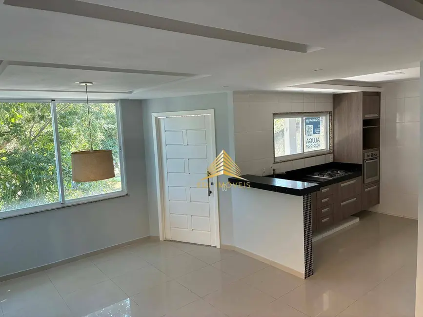 Foto 5 de Casa de Condomínio com 2 quartos à venda, 360m2 em Marica - RJ