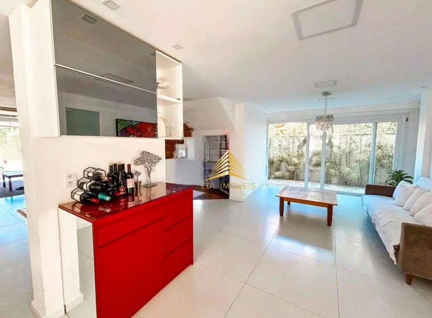 Foto 4 de Casa com 4 quartos à venda, 800m2 em Piratininga, Niteroi - RJ