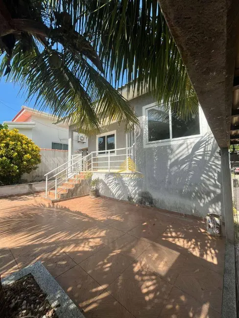 Casa com 2 quartos à venda, 360m2 em Itapeba, Marica - RJ - imagem 1 Foto 1 de Casa com 2 quartos à venda, 360m2 em Itapeba, Marica - RJ