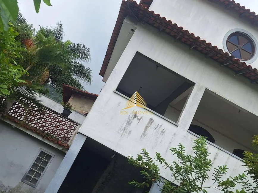 Casa com 3 quartos à venda, 424m2 em Piratininga, Niteroi - RJ - imagem 2 Foto 2 de Casa com 3 quartos à venda, 424m2 em Piratininga, Niteroi - RJ