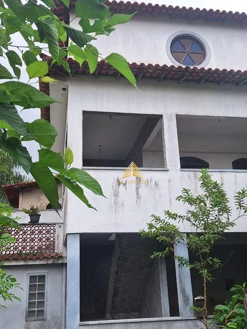 Casa com 3 quartos à venda, 424m2 em Piratininga, Niteroi - RJ - imagem 8 Foto 8 de Casa com 3 quartos à venda, 424m2 em Piratininga, Niteroi - RJ