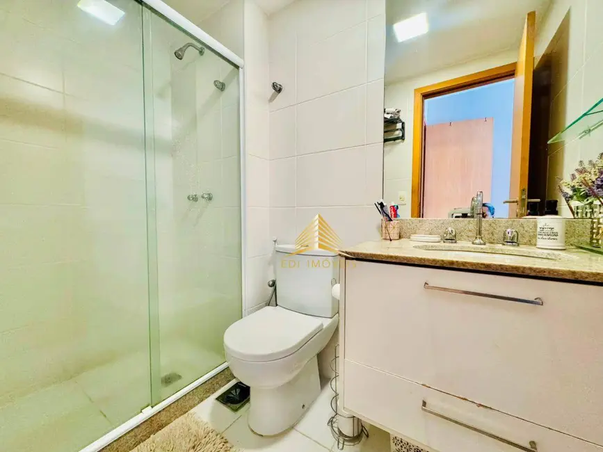 Apartamento com 2 quartos à venda, 98m2 em Piratininga, Niteroi - RJ - imagem 3 Foto 3 de Apartamento com 2 quartos à venda, 98m2 em Piratininga, Niteroi - RJ