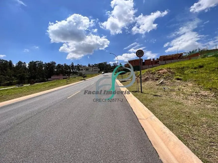Foto 1 de Terreno / Lote à venda, 706m2 em Vinhedo - SP