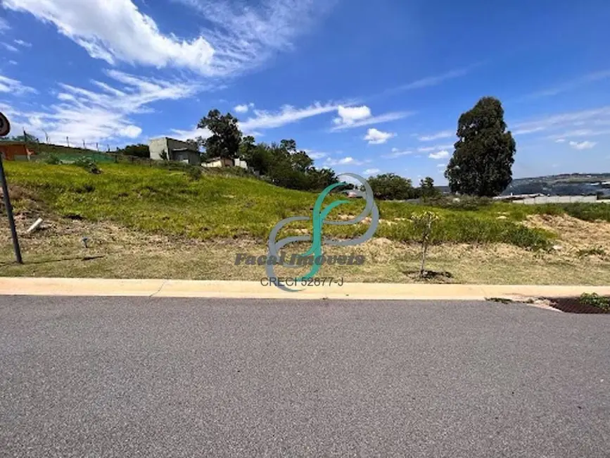 Foto 2 de Terreno / Lote à venda, 706m2 em Vinhedo - SP