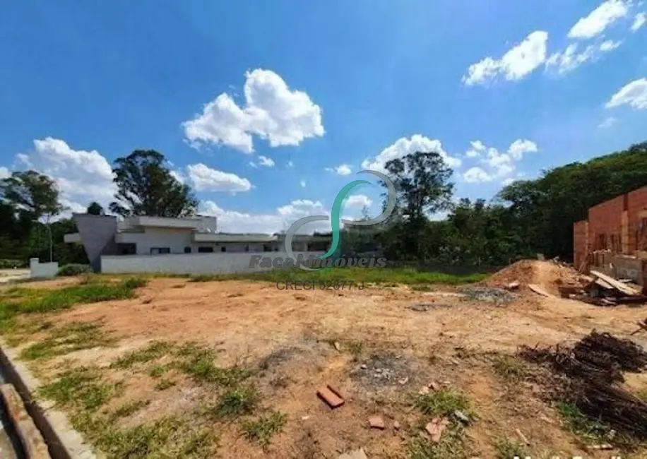 Foto 1 de Terreno / Lote à venda, 503m2 em Valinhos - SP