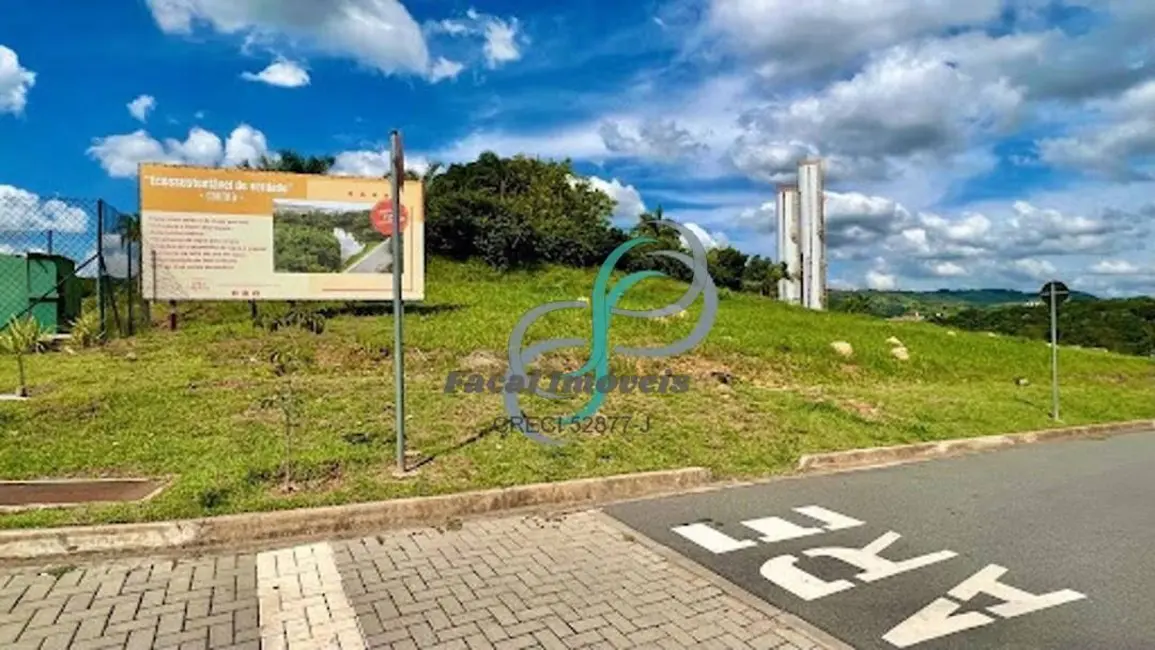 Foto 2 de Terreno / Lote à venda, 713m2 em Valinhos - SP