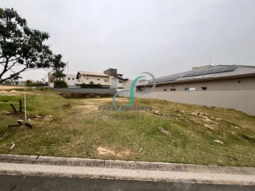 Foto 2 de Terreno / Lote à venda, 535m2 em Valinhos - SP