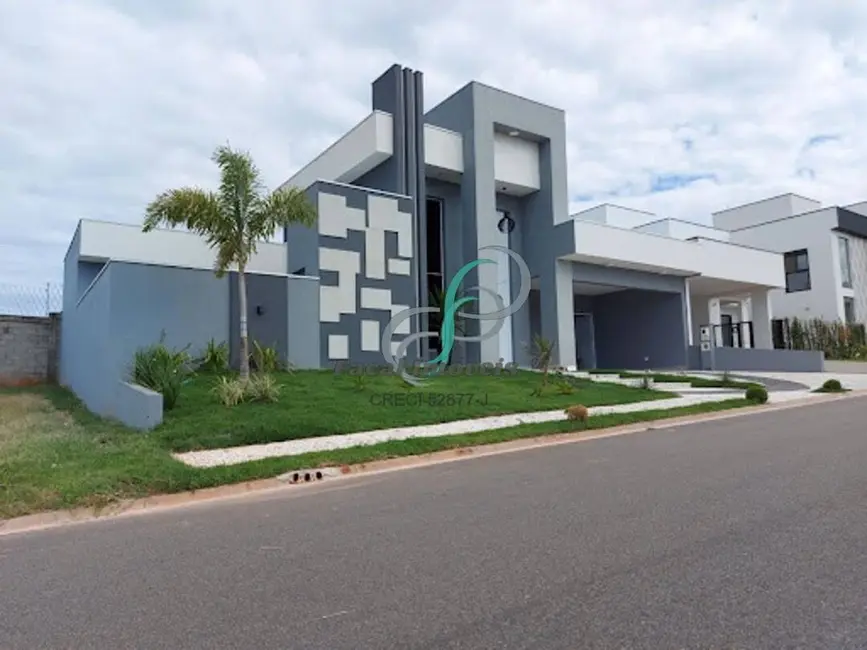 Casa com 3 quartos à venda, 181m2 em Valinhos - SP - imagem 1 Foto 1 de Casa com 3 quartos à venda, 181m2 em Valinhos - SP
