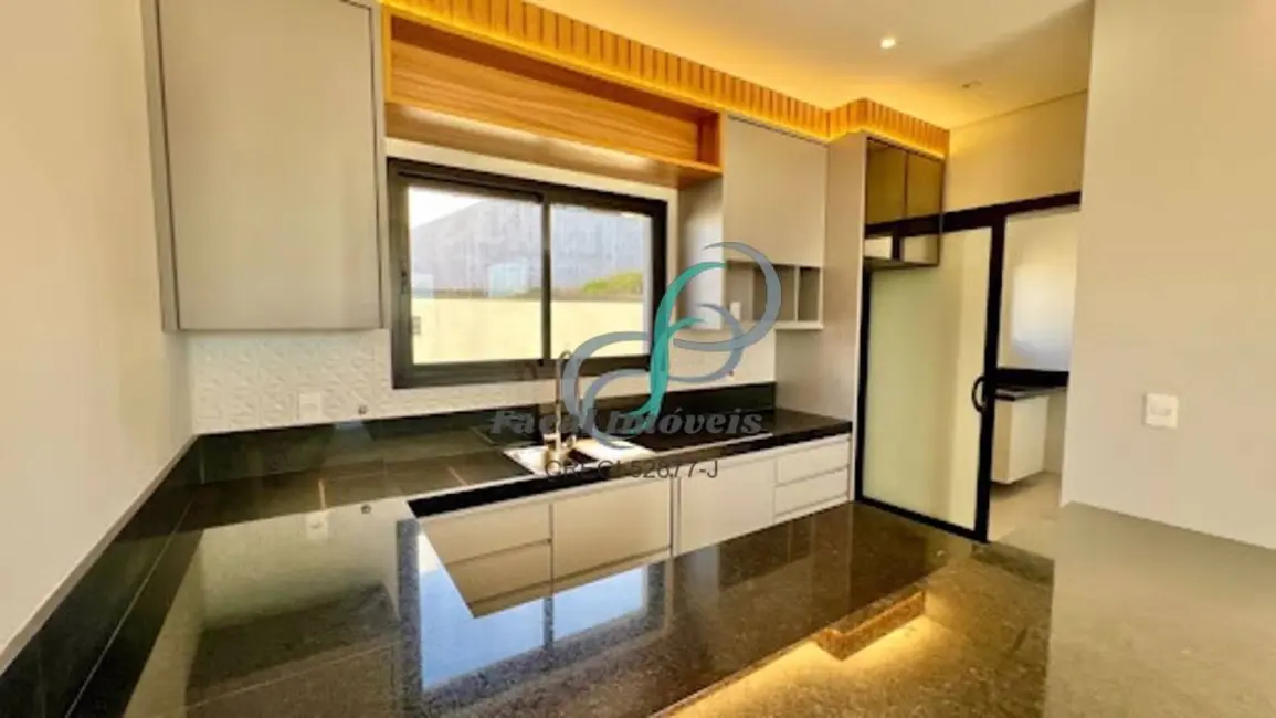 Foto 8 de Casa com 3 quartos à venda, 248m2 em Valinhos - SP