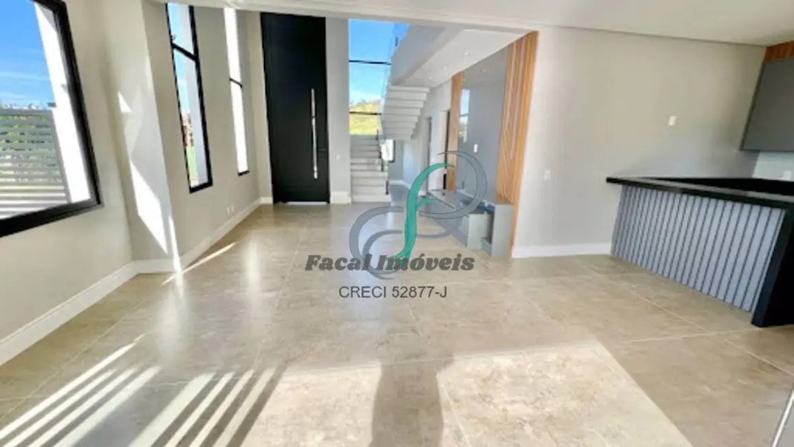 Foto 3 de Casa com 3 quartos à venda, 248m2 em Valinhos - SP