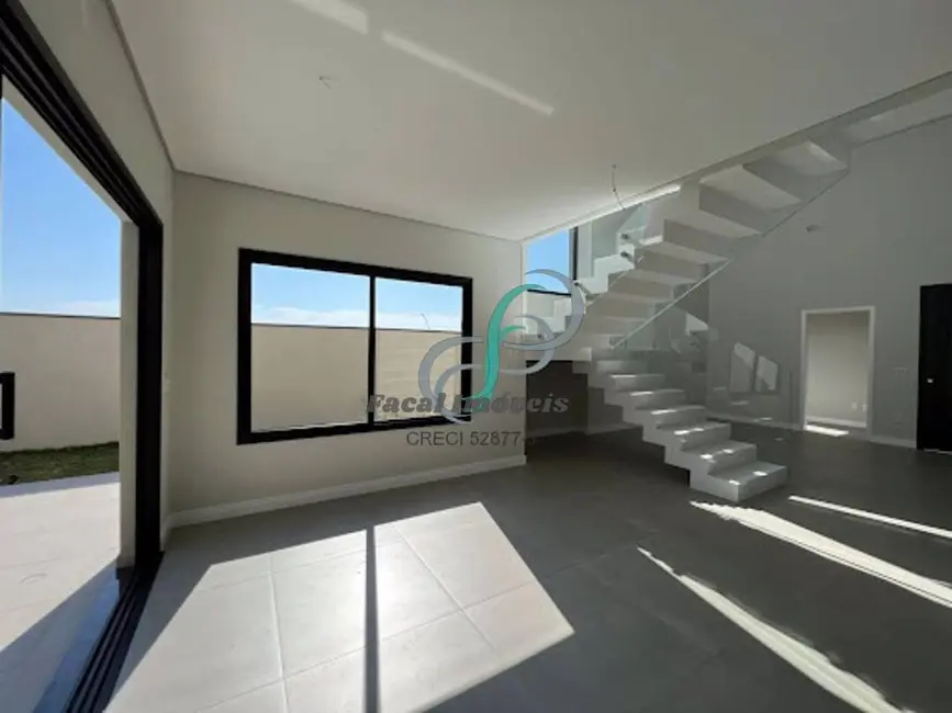 Casa com 3 quartos à venda, 240m2 em Valinhos - SP - imagem 9 Foto 9 de Casa com 3 quartos à venda, 240m2 em Valinhos - SP