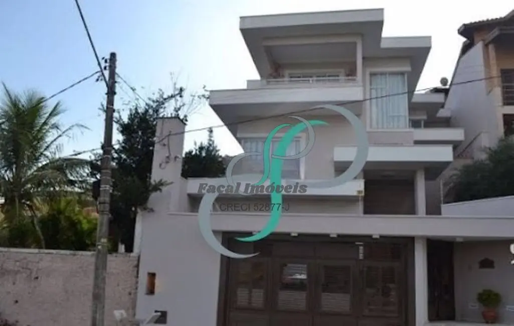 Foto 1 de Casa com 4 quartos à venda, 300m2 em Valinhos - SP