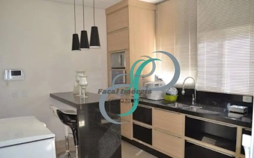 Foto 2 de Casa com 4 quartos à venda, 300m2 em Valinhos - SP
