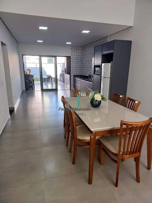 Foto 2 de Casa com 3 quartos à venda, 160m2 em Jardim Santa Helena, Valinhos - SP