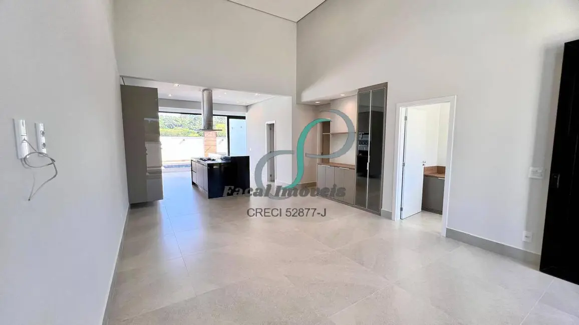 Casa com 3 quartos à venda, 176m2 em Valinhos - SP - imagem 9 Foto 9 de Casa com 3 quartos à venda, 176m2 em Valinhos - SP