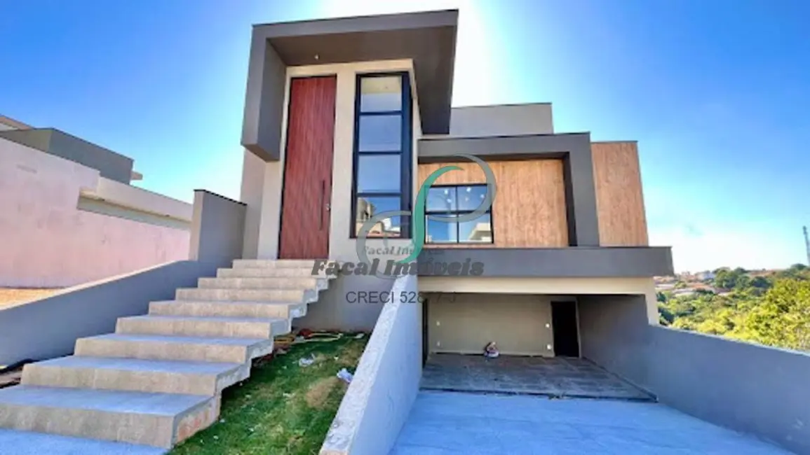 Foto 2 de Casa com 3 quartos à venda, 228m2 em Valinhos - SP