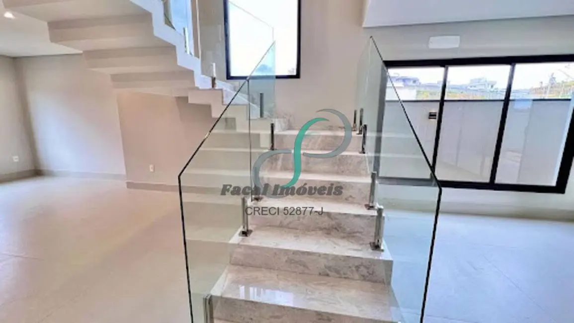 Foto 8 de Casa com 3 quartos à venda, 239m2 em Valinhos - SP