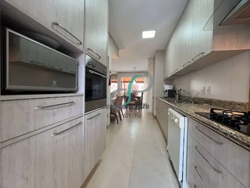 Foto 9 de Casa com 3 quartos à venda, 196m2 em Chácaras Silvania, Valinhos - SP