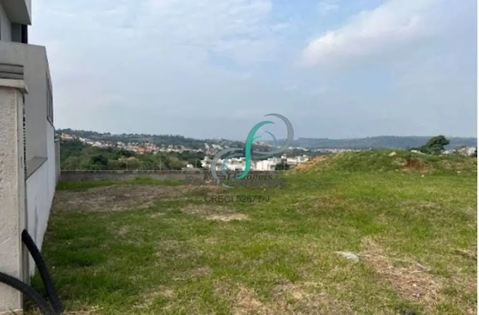 Foto 3 de Terreno / Lote à venda, 330m2 em Valinhos - SP