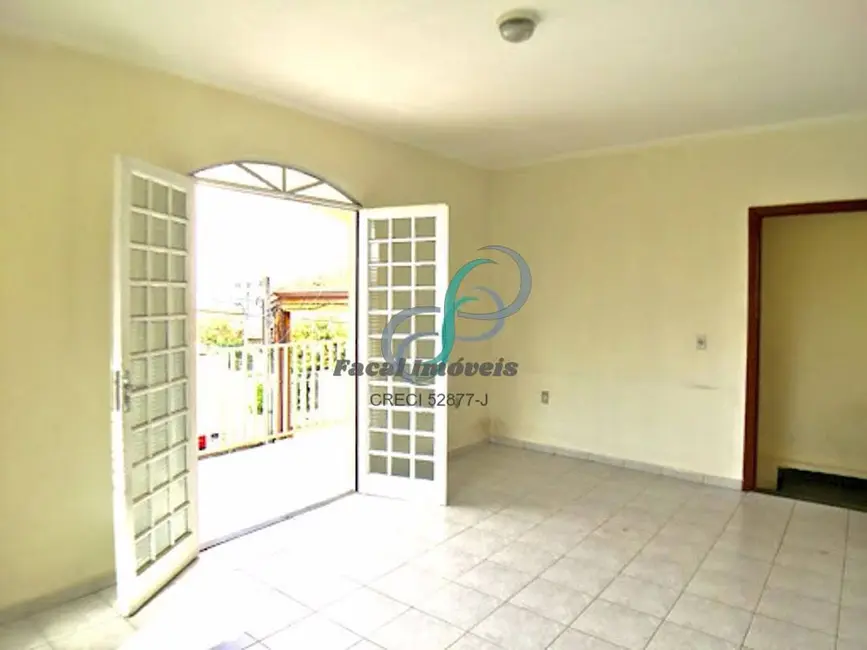 Casa com 3 quartos à venda, 145m2 em Jardim São Jorge, Valinhos - SP - imagem 6 Foto 6 de Casa com 3 quartos à venda, 145m2 em Jardim São Jorge, Valinhos - SP