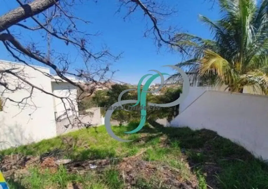 Foto 2 de Terreno / Lote à venda, 306m2 em Jardim das Palmeiras, Valinhos - SP