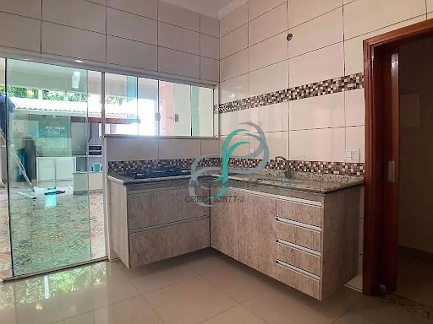 Casa com 3 quartos à venda, 210m2 em Parque Nova Suíça, Valinhos - SP - imagem 5 Foto 5 de Casa com 3 quartos à venda, 210m2 em Parque Nova Suíça, Valinhos - SP