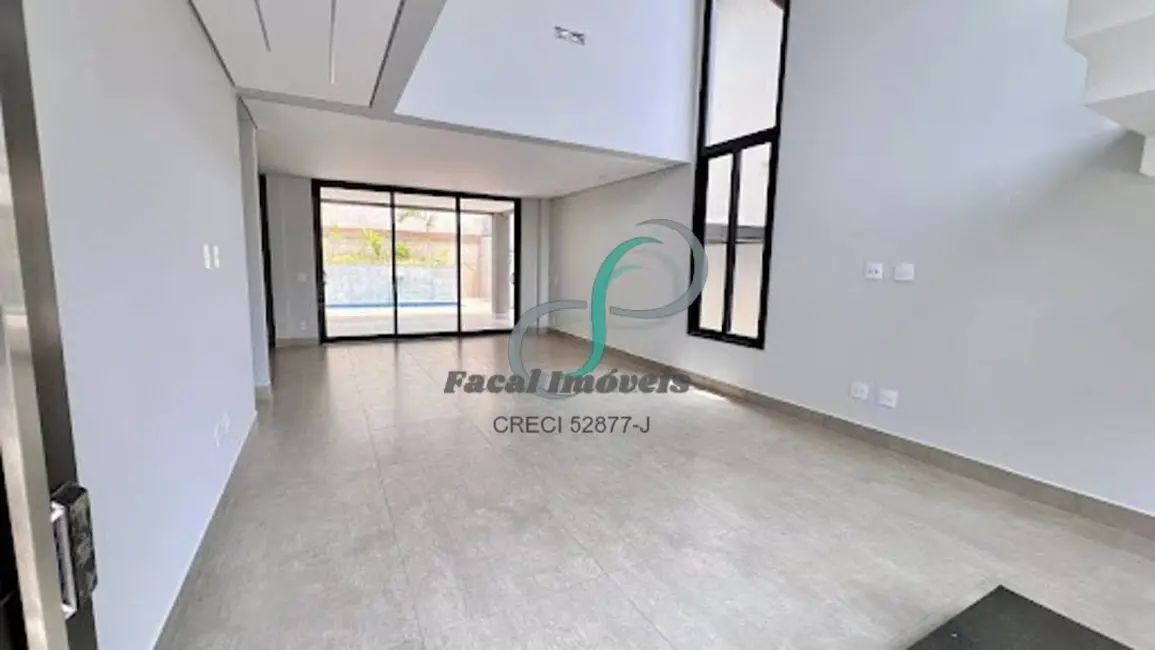 Casa com 3 quartos à venda, 275m2 em Valinhos - SP - imagem 4 Foto 4 de Casa com 3 quartos à venda, 275m2 em Valinhos - SP